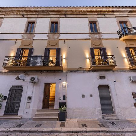 Bed and Breakfast Dimora Dei Celestini Manfredonia Exterior foto
